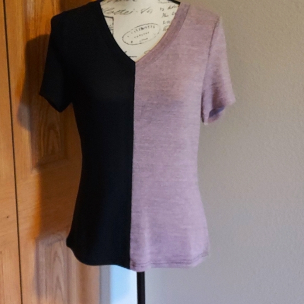 Two tone v-neck